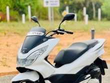 Honda PCX 125 2017 Motorbike