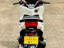 https://riyasewana.com/uploads/honda-pcx-125-215391513884.jpg