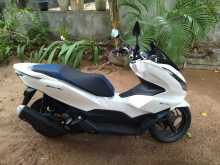 Honda PCX 125 2022 Motorbike