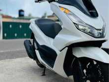 https://riyasewana.com/uploads/honda-pcx-125-2216122822151.jpg