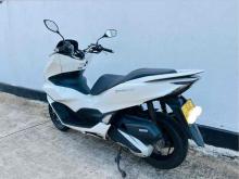 https://riyasewana.com/uploads/honda-pcx-125-2216232024642.jpg