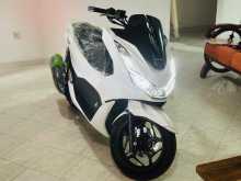 Honda PCX 125 2024 Motorbike