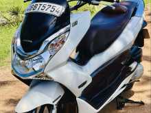 https://riyasewana.com/uploads/honda-pcx-125-2222181422652.jpg