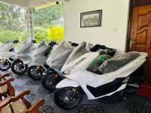 https://riyasewana.com/uploads/honda-pcx-125-228161613352.jpg