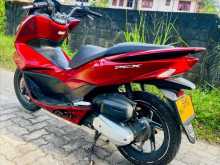 https://riyasewana.com/uploads/honda-pcx-125-2314573213933.jpg