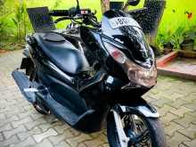 Honda Pcx 125 2018 Motorbike