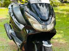 Honda PCX 125 2018 Motorbike