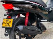 https://riyasewana.com/uploads/honda-pcx-125-2411530513214.jpg