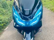 https://riyasewana.com/uploads/honda-pcx-125-2520512113314.jpg