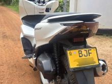https://riyasewana.com/uploads/honda-pcx-125-252112096436.jpg