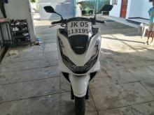 https://riyasewana.com/uploads/honda-pcx-125-25818286344.jpg