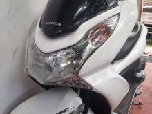 https://riyasewana.com/uploads/honda-pcx-125-261713436575.jpg