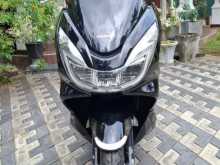 Honda PCX 125 2017 Motorbike