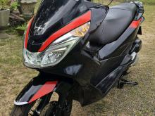 Honda PCX 125 JF BGR 2018 Motorbike
