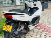 Honda PCX 125 2017 Motorbike