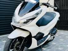 https://riyasewana.com/uploads/honda-pcx-125-3010521913792.jpg