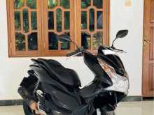 Honda PCX 125 2014 Motorbike