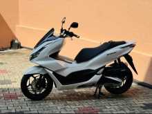 https://riyasewana.com/uploads/honda-pcx-125-302350431573.jpg