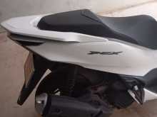 https://riyasewana.com/uploads/honda-pcx-125-31002484433.jpg