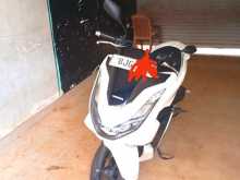 https://riyasewana.com/uploads/honda-pcx-125-31002484572.jpg