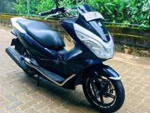 https://riyasewana.com/uploads/honda-pcx-125-315553913652.jpg