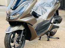https://riyasewana.com/uploads/honda-pcx-125-316441013594.jpg