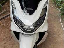 https://riyasewana.com/uploads/honda-pcx-125-319382422053.jpg