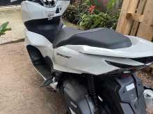 https://riyasewana.com/uploads/honda-pcx-125-319382422632.jpg
