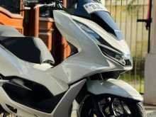 https://riyasewana.com/uploads/honda-pcx-125-3817534863.jpg