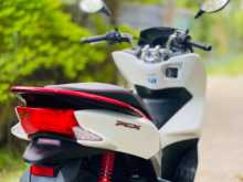 https://riyasewana.com/uploads/honda-pcx-125-423301013244.jpg