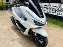 Honda Pcx 125 2025 Motorbike