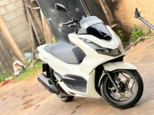 https://riyasewana.com/uploads/honda-pcx-125-514024624741.jpg