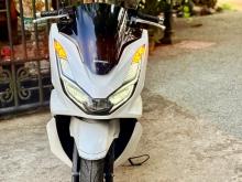 Honda PCX 125 2025 Motorbike