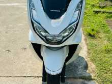 https://riyasewana.com/uploads/honda-pcx-125-68285913512.jpg