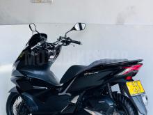 https://riyasewana.com/uploads/honda-pcx-125-711145819985.jpg