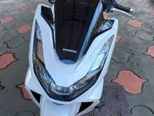 Honda PCX 125 2023 Motorbike