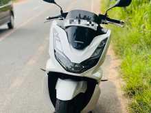 Honda Pcx 125 2022 Motorbike