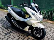 https://riyasewana.com/uploads/honda-pcx-125-718370013443.jpg