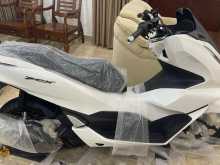 Honda PCX 125 2024 Motorbike