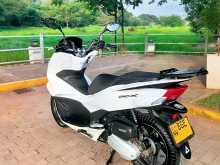 https://riyasewana.com/uploads/honda-pcx-125-822023413794.jpg