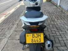 https://riyasewana.com/uploads/honda-pcx-125-911331813584.jpg