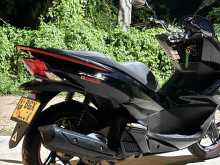 https://riyasewana.com/uploads/honda-pcx-125-916023622032.jpg