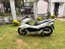 https://riyasewana.com/uploads/honda-pcx-125-919020813422.jpg