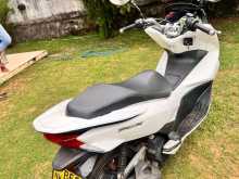 https://riyasewana.com/uploads/honda-pcx-125-919020813693.jpg
