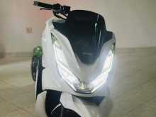 Honda PCX 125cc 2024 Motorbike