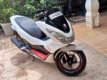 Honda Pcx 125cc Jf-56 Japan 2018 Motorbike