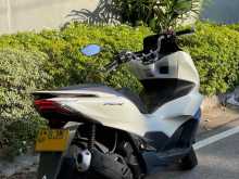 https://riyasewana.com/uploads/honda-pcx-125cc-419572222853.jpg