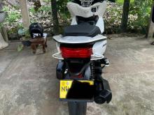 https://riyasewana.com/uploads/honda-pcx-1312412119316.jpg