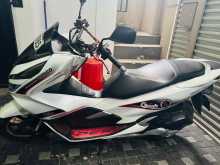 https://riyasewana.com/uploads/honda-pcx-150-1117273422633.jpg