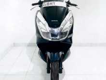 https://riyasewana.com/uploads/honda-pcx-150-1218340213853.jpg